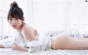 Okiguchi Yuna - desirable and sexy Japanese babe in white innerwear